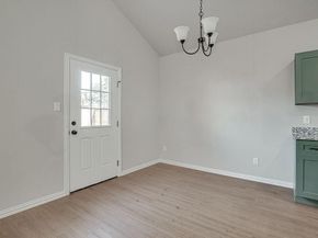 2711  Finley Street , Fort Worth Texas 76111