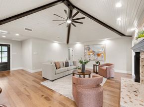 2335  Los Robles Street , Grapevine Texas 76051
