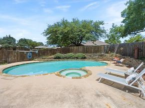 1601  Fairway Circle , Garland Texas 75043