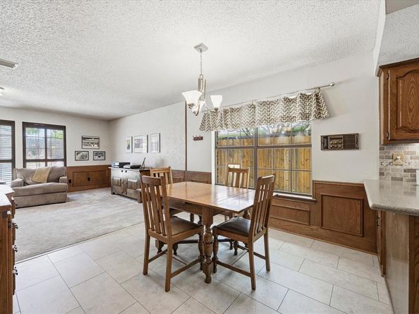 1601  Fairway Circle , Garland Texas 75043