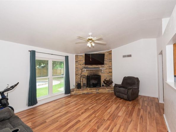 6700  Sunnybank Drive , Fort Worth Texas 76137