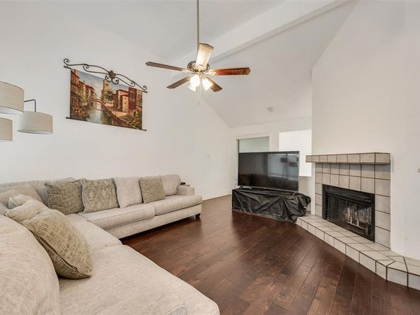 1613  Kingspoint Drive , Carrollton Texas 75007
