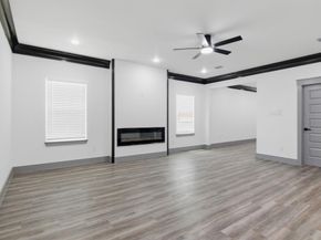 1013  Duff Court , Fort Worth Texas 76112