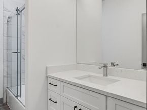 1013  Duff Court , Fort Worth Texas 76112