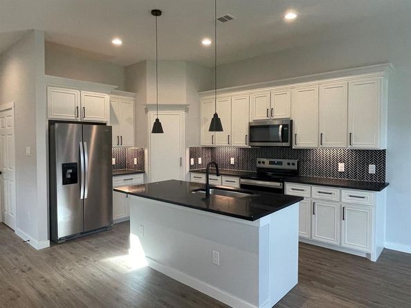 5514  Fannie Street , Dallas Texas 75212