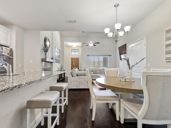 896  Hatton Sumner Place , Arlington Texas 76005