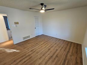 1817  Rhinevalley Drive , Arlington Texas 76012