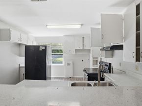 1029  Usher Street , Benbrook Texas 76126