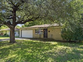 1029  Usher Street , Benbrook Texas 76126