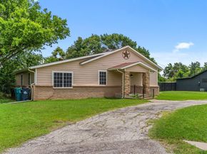 2673 S Bonnie Brae Street , Denton Texas 76207