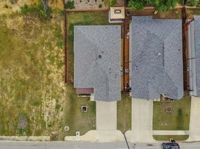614 N M L King Jr Boulevard , Grand Prairie Texas 75050