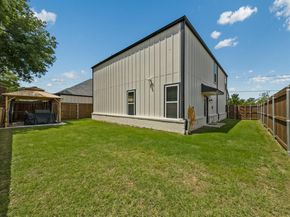 614 N M L King Jr Boulevard , Grand Prairie Texas 75050