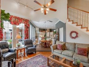 917  Longmeadow Lane , DeSoto Texas 75115