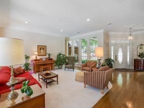 917  Longmeadow Lane , DeSoto Texas 75115