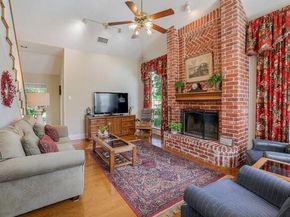 917  Longmeadow Lane , DeSoto Texas 75115