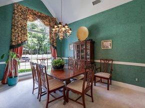 917  Longmeadow Lane , DeSoto Texas 75115