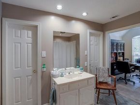 917  Longmeadow Lane , DeSoto Texas 75115