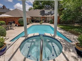 917  Longmeadow Lane , DeSoto Texas 75115