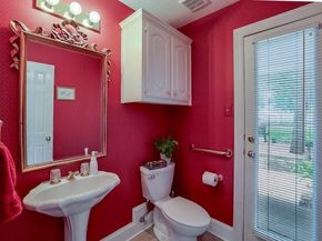 917  Longmeadow Lane , DeSoto Texas 75115