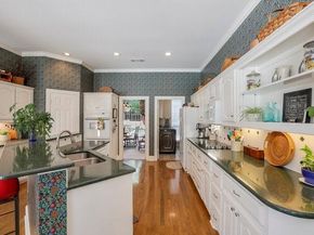 917  Longmeadow Lane , DeSoto Texas 75115