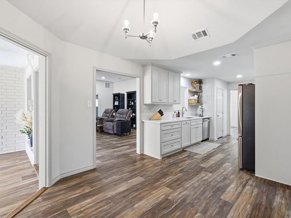 490  Spruce Drive , Highland Village Texas 75077