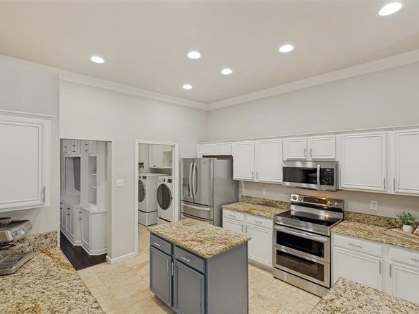 1030  Mellanie Lane , Celina Texas 75009
