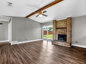 1125  Pleasant Valley Road , Garland Texas 75040