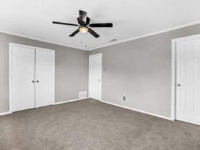 1125  Pleasant Valley Road , Garland Texas 75040
