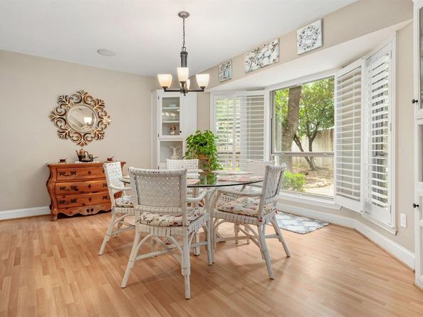 709  Chaffee Court , Arlington Texas 76006