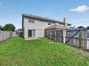 6611  Olivewood Drive , Arlington Texas 76001