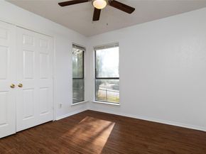 2104  Park Willow Lane  A, Arlington Texas 76011