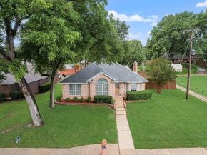 425  Alpine Drive , DeSoto Texas 75115