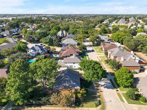 905  Silverthorne Trail , Highland Village Texas 75077