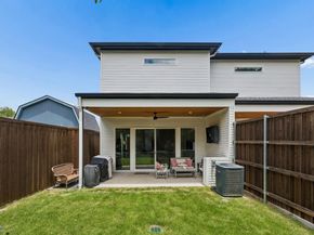818  Muncie Avenue , Dallas Texas 75212
