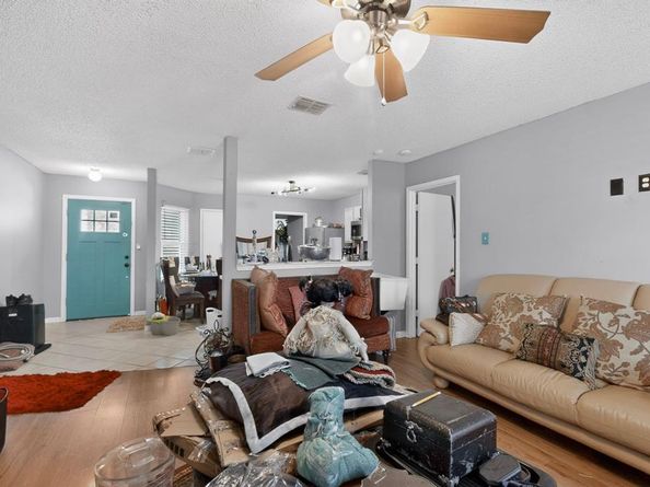 212  Crystalwood Drive , Mesquite Texas 75149