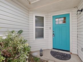 212  Crystalwood Drive , Mesquite Texas 75149