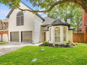304  Riverwalk Lane , Irving Texas 75063