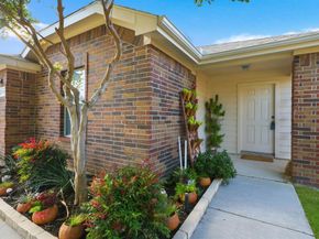 1136  Kachina Lane , Fort Worth Texas 76052