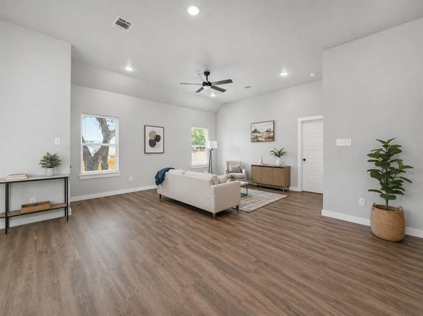 5331  Fernander Drive , Fort Worth Texas 76107