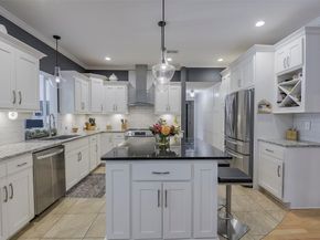 7611  Ledbetter Road , Arlington Texas 76001