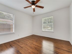 2523  San Medina Avenue , Dallas Texas 75228