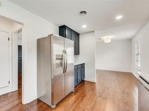 2523  San Medina Avenue , Dallas Texas 75228