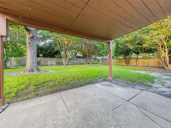 5202  Longhorn Trail , Garland Texas 75043