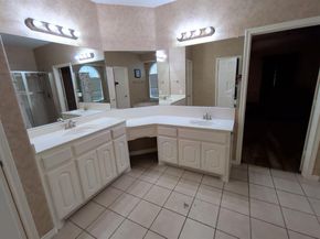 917  Greenfield Court , Kennedale Texas 76060