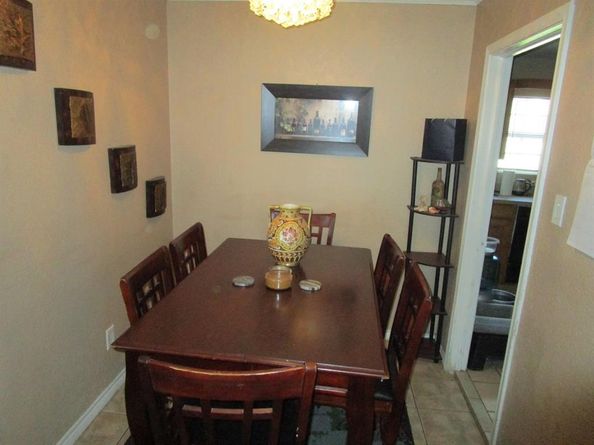 5204  Curzon Avenue , Fort Worth Texas 76107