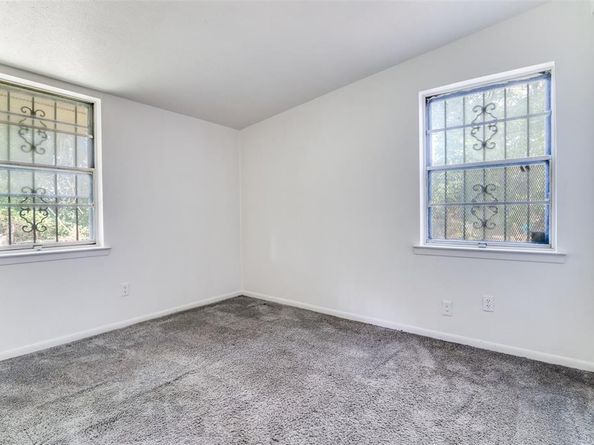 612  Henderson Circle , Garland Texas 75040