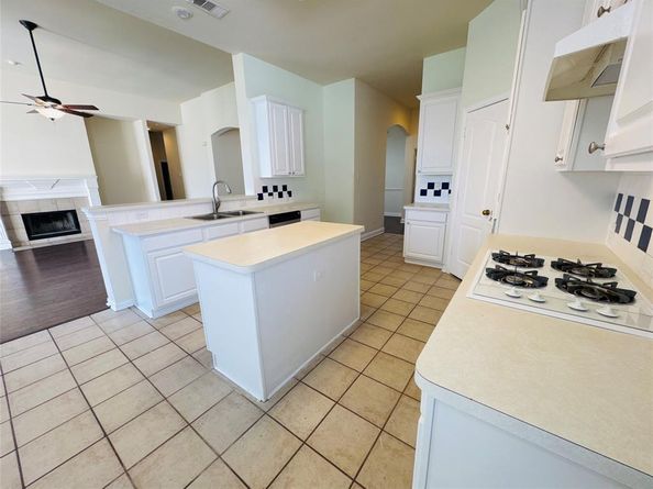1430  Berkley Road , Allen Texas 75002