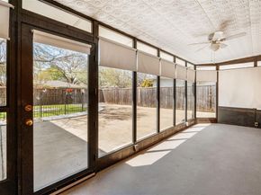 5811  Clendenin Avenue , Dallas Texas 75228