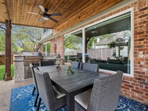 113  Lake Forest Court , Garland Texas 75044