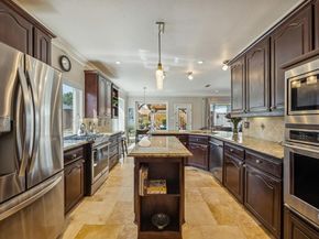 113  Lake Forest Court , Garland Texas 75044